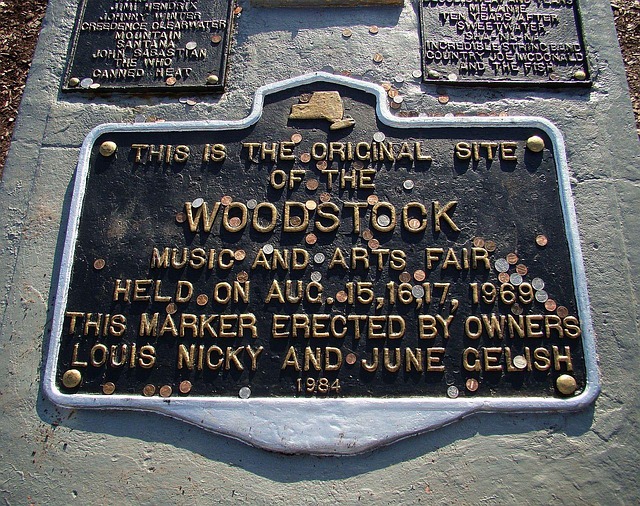 memorial plaque